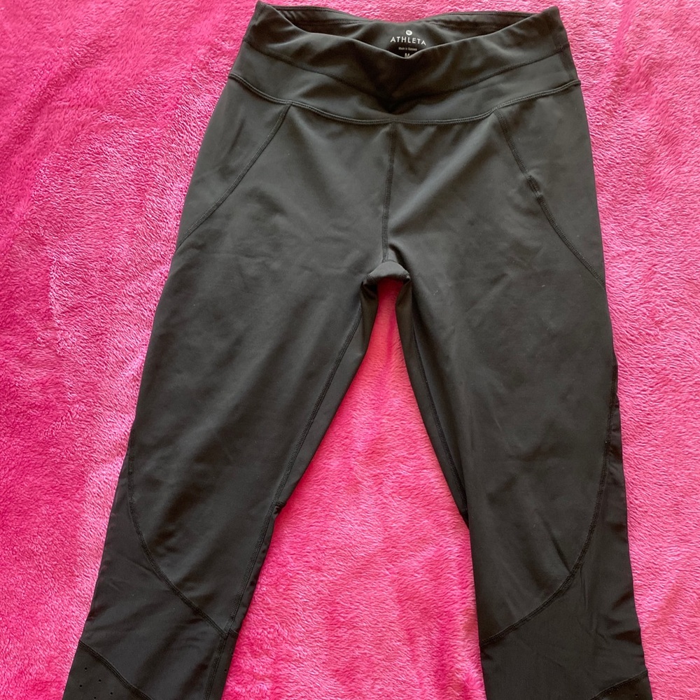 Athleta cropped leggings size medium